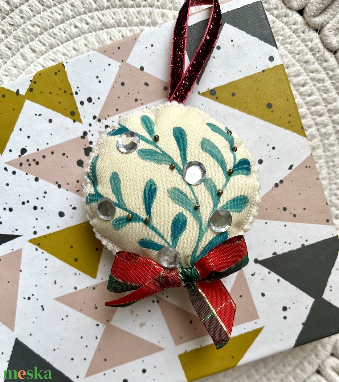 Karácsonyi festett dísz - karácsony - karácsonyi lakásdekoráció - karácsonyfadíszek - Meska.hu