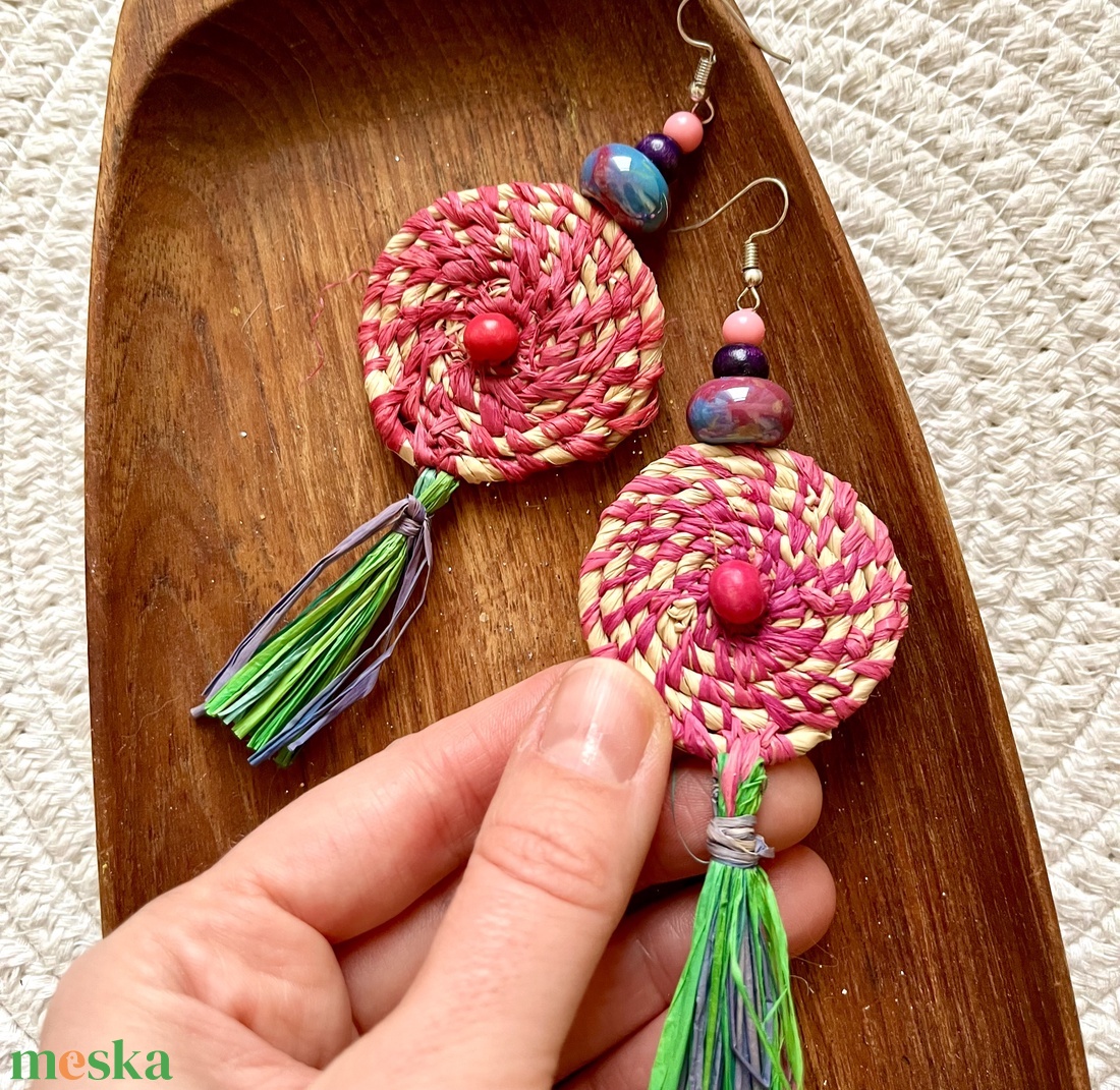 Kerek fülbevaló - ékszer - fülbevaló - lógó fülbevaló - Meska.hu