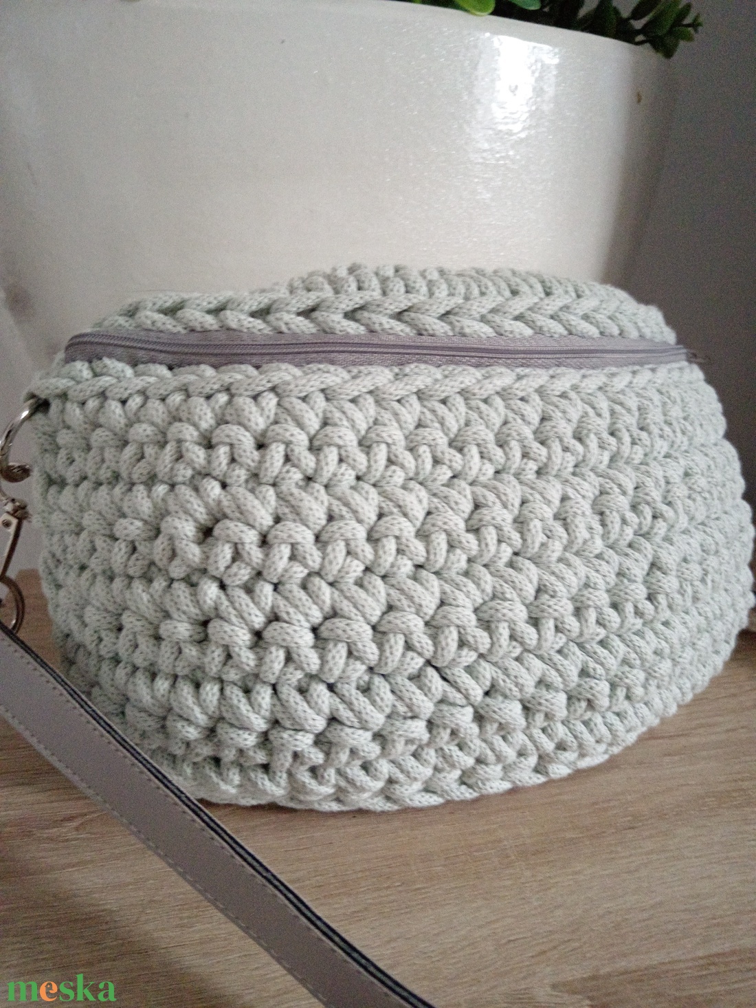 Horgolt crossbody  - táska & tok - kézitáska & válltáska - vállon átvethető táska - Meska.hu