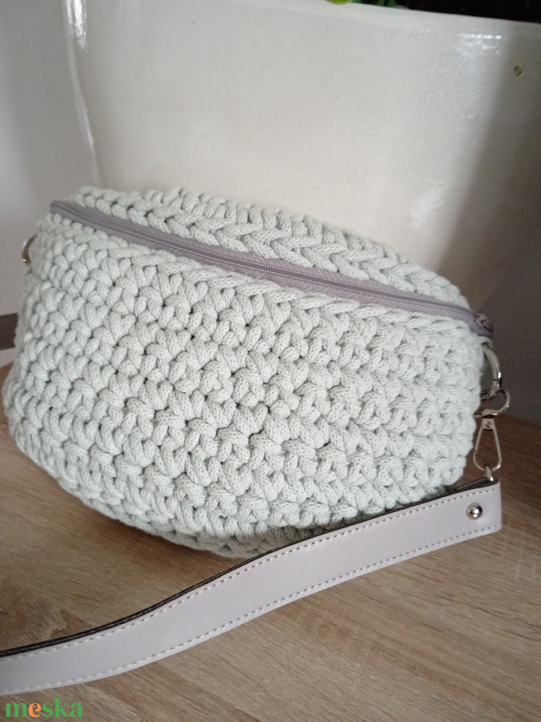 Horgolt crossbody  - táska & tok - kézitáska & válltáska - vállon átvethető táska - Meska.hu