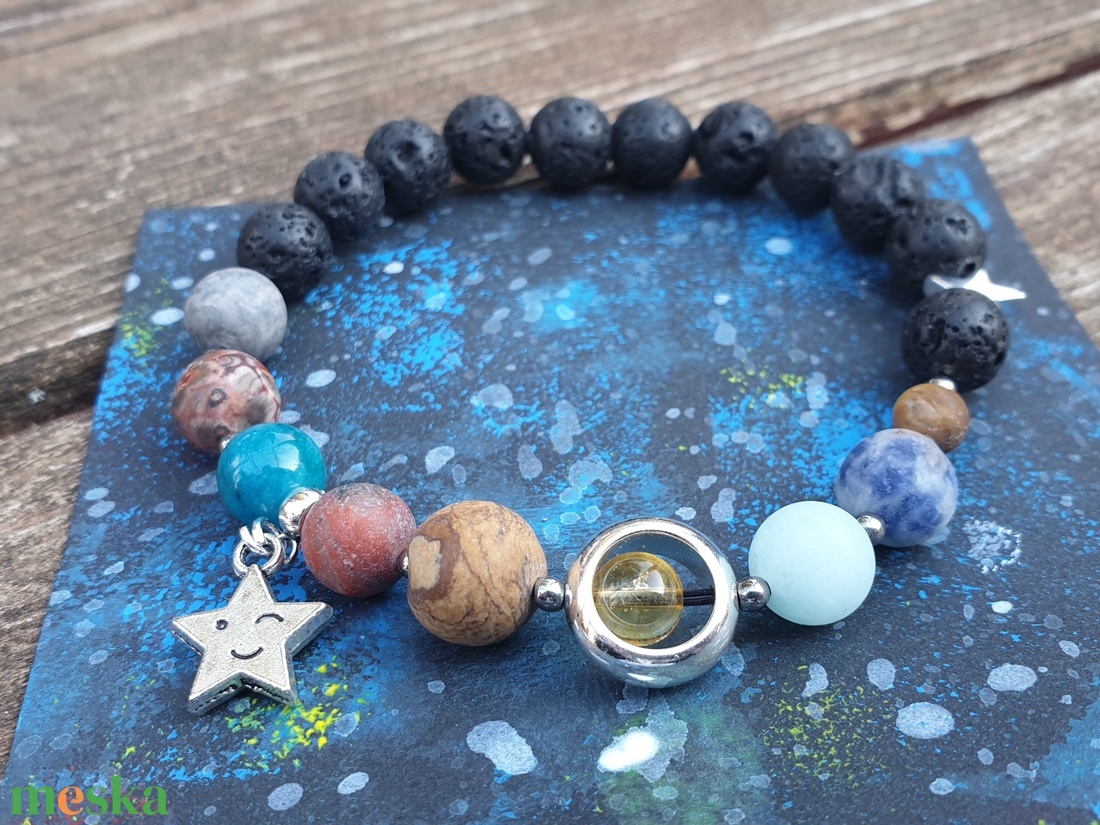 Naprendszer karkötő - ékszer - karkötő - gyöngyös karkötő - Meska.hu