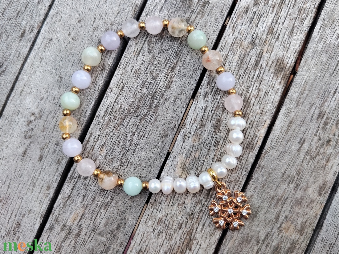 Karácsonyi ásványgyöngy karkötő  - ékszer - karkötő - gyöngyös karkötő - Meska.hu