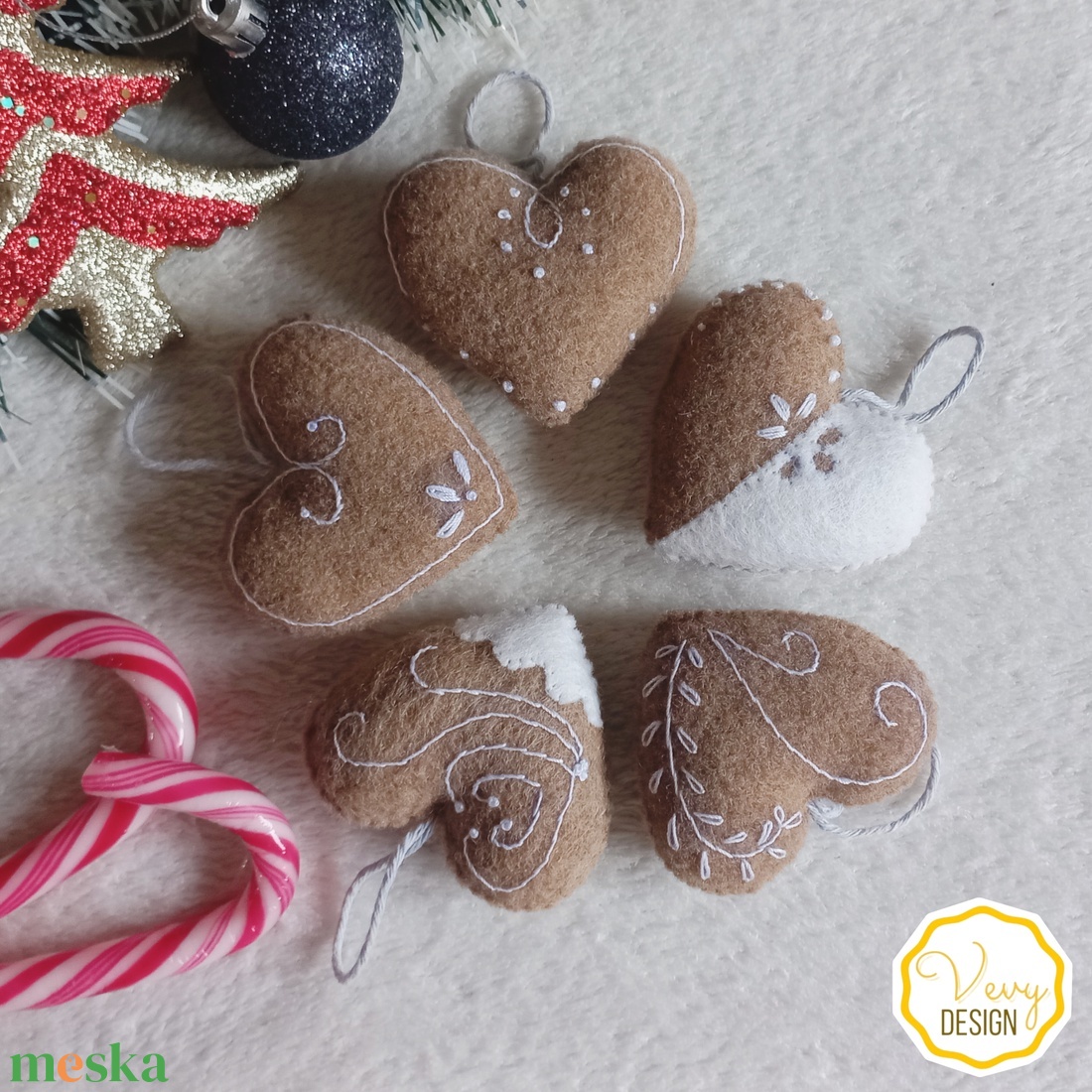 Karácsonyi dísz szett gyapjúfilcből - karácsony - karácsonyi lakásdekoráció - karácsonyfadíszek - Meska.hu Karácsonyi dísz szett gyapjúfilcből - karácsony - karácsonyi lakásdekoráció - karácsonyfadíszek - Meska.hu