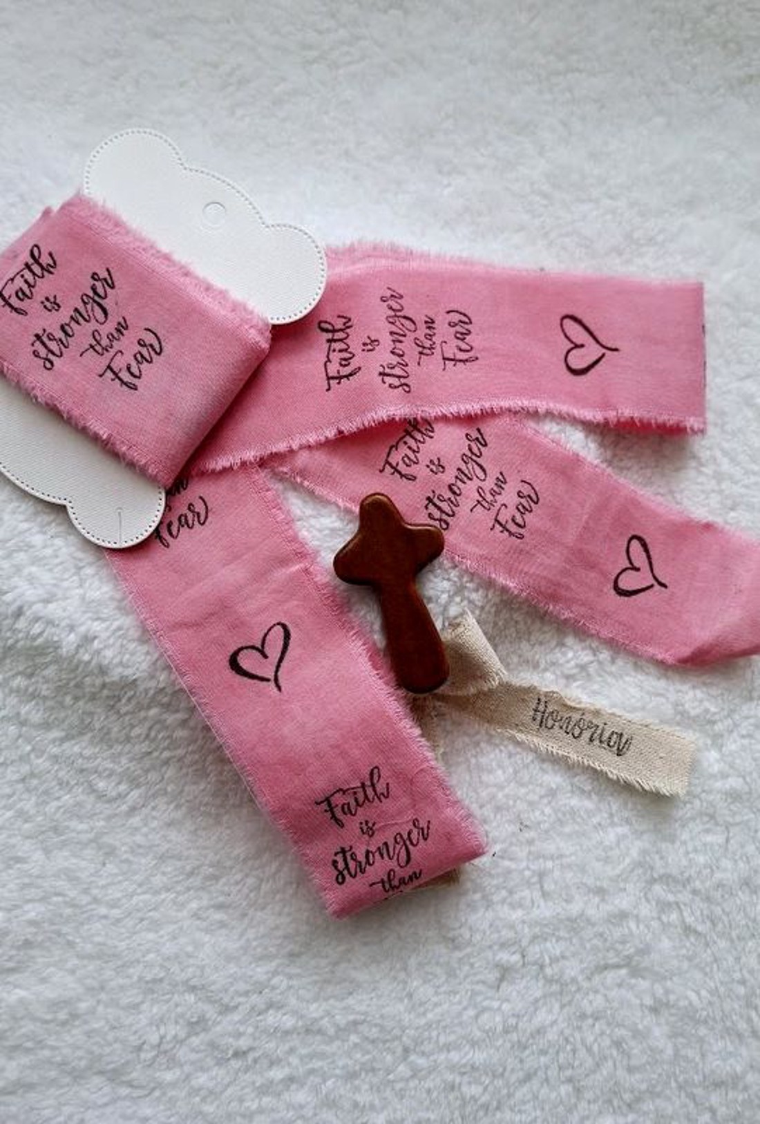 Kézzel festett és bélyegzett, tépett, pamutszalag, Bibliai, igés, felirattal- antik erős rózsaszín-0 -  - Meska.hu