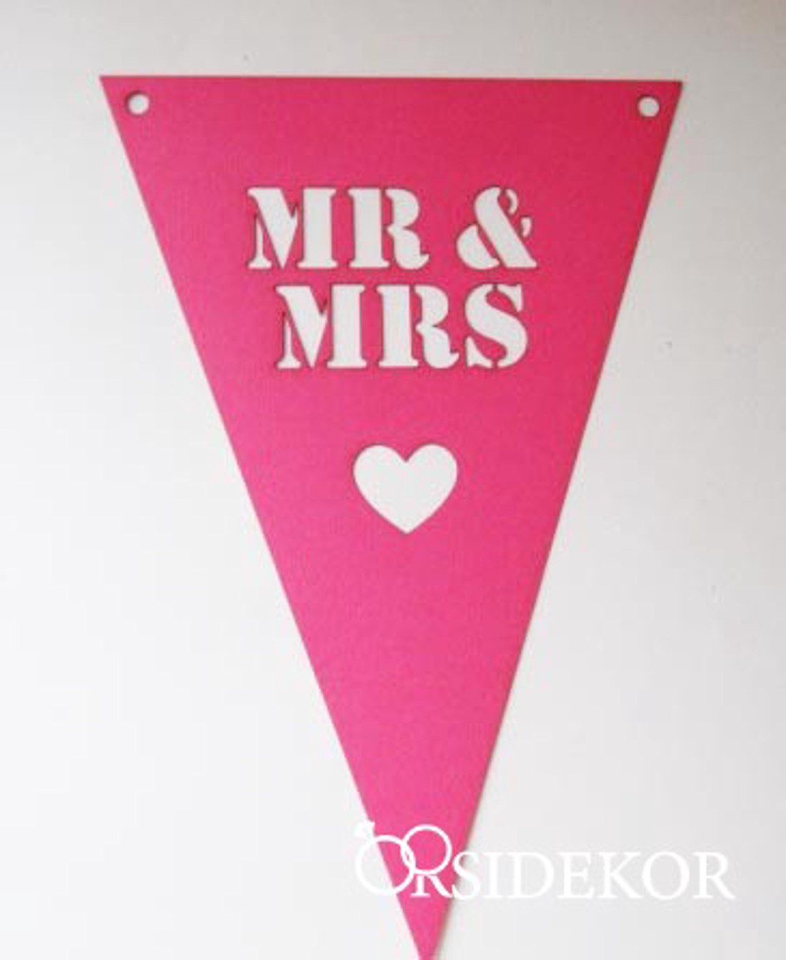 Mr & Mrs zászlócskák - esküvő - dekoráció - helyszíni dekor - Meska.hu Mr & Mrs zászlócskák - esküvő - dekoráció - helyszíni dekor - Meska.hu