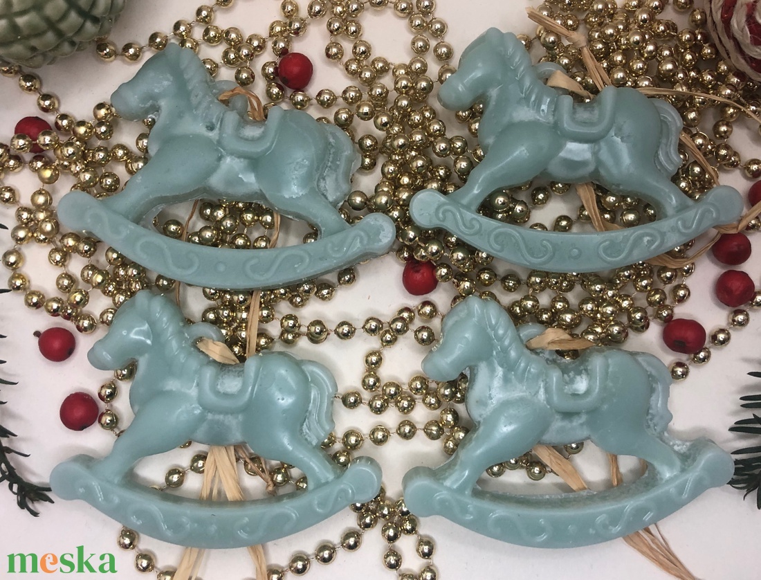 Viaszműves illatos hintalovacska karácsonyfadísz csomag - türkiz - karácsony - karácsonyi lakásdekoráció - karácsonyfadíszek - Meska.hu