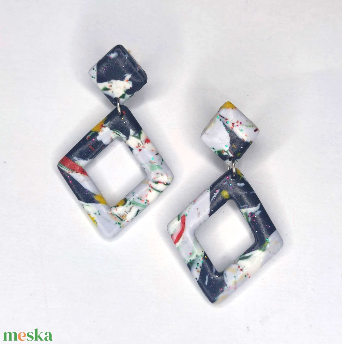 Fantázia mintázatú geometrikus fülbevaló - ékszer - fülbevaló - lógó fülbevaló - Meska.hu Fantázia mintázatú geometrikus fülbevaló - ékszer - fülbevaló - lógó fülbevaló - Meska.hu