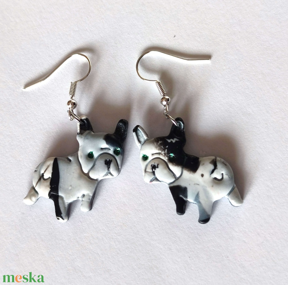 Bulldog Báj fülbevaló - ékszer - fülbevaló - lógó fülbevaló - Meska.hu