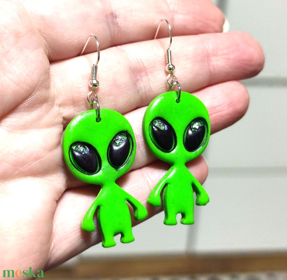 Hello Earthling fülbevaló - ékszer - fülbevaló - lógó fülbevaló - Meska.hu