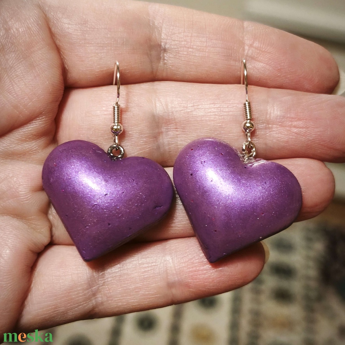 Lila Szívdobbanás fülbevaló - ékszer - fülbevaló - lógó fülbevaló - Meska.hu