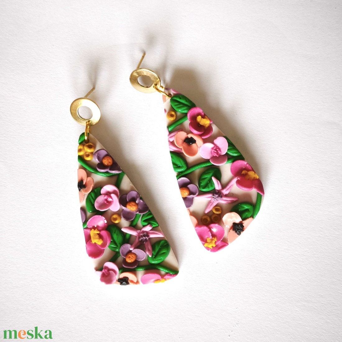 Szirmok Tánca fülbevaló - ékszer - fülbevaló - lógó fülbevaló - Meska.hu