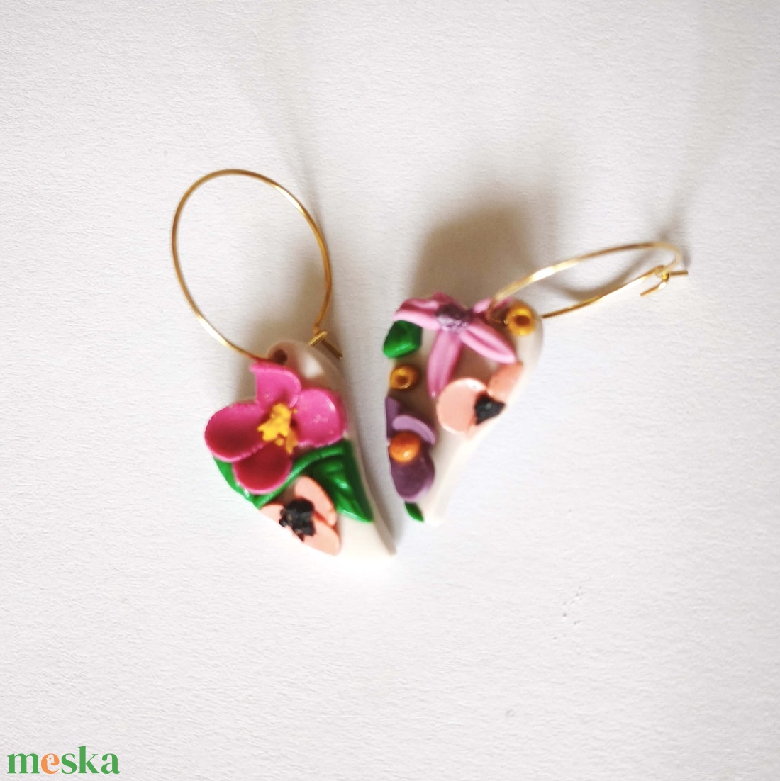 Apró Szívbe Zárt Tavasz fülbevaló - ékszer - fülbevaló - lógó fülbevaló - Meska.hu