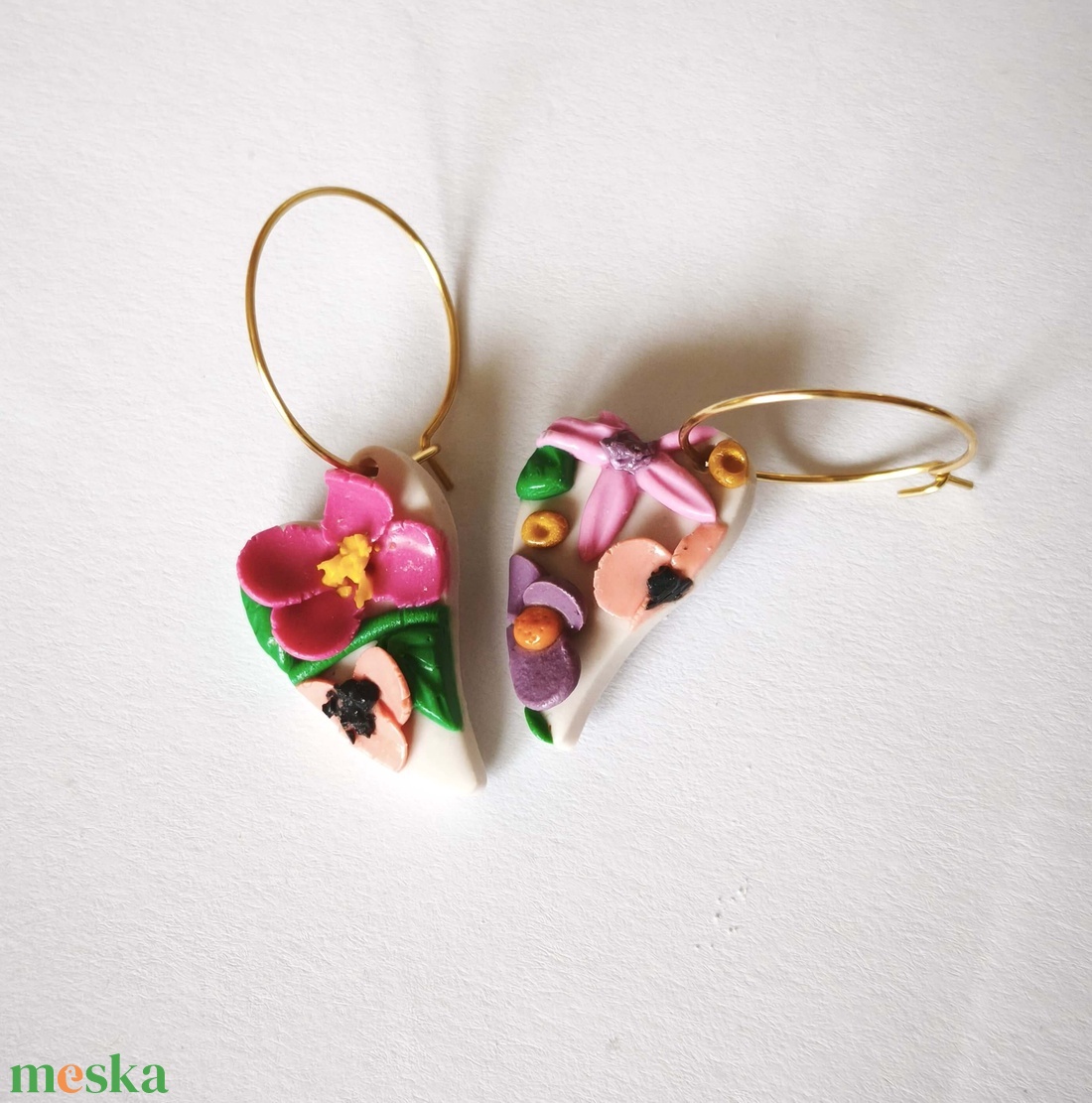 Apró Szívbe Zárt Tavasz fülbevaló - ékszer - fülbevaló - lógó fülbevaló - Meska.hu