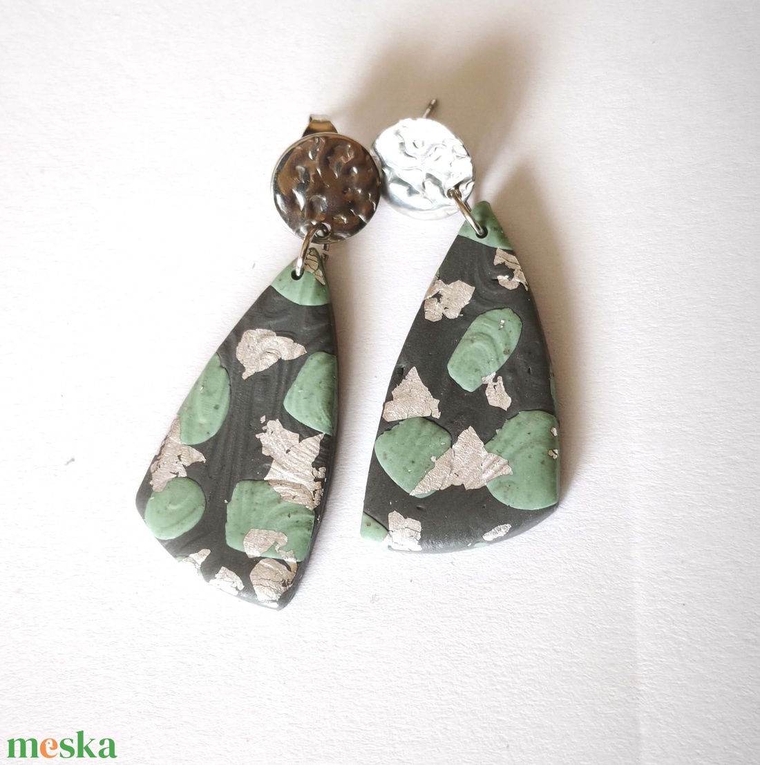 Ezüst-Menta Elegancia fülbevaló - ékszer - fülbevaló - lógó fülbevaló - Meska.hu