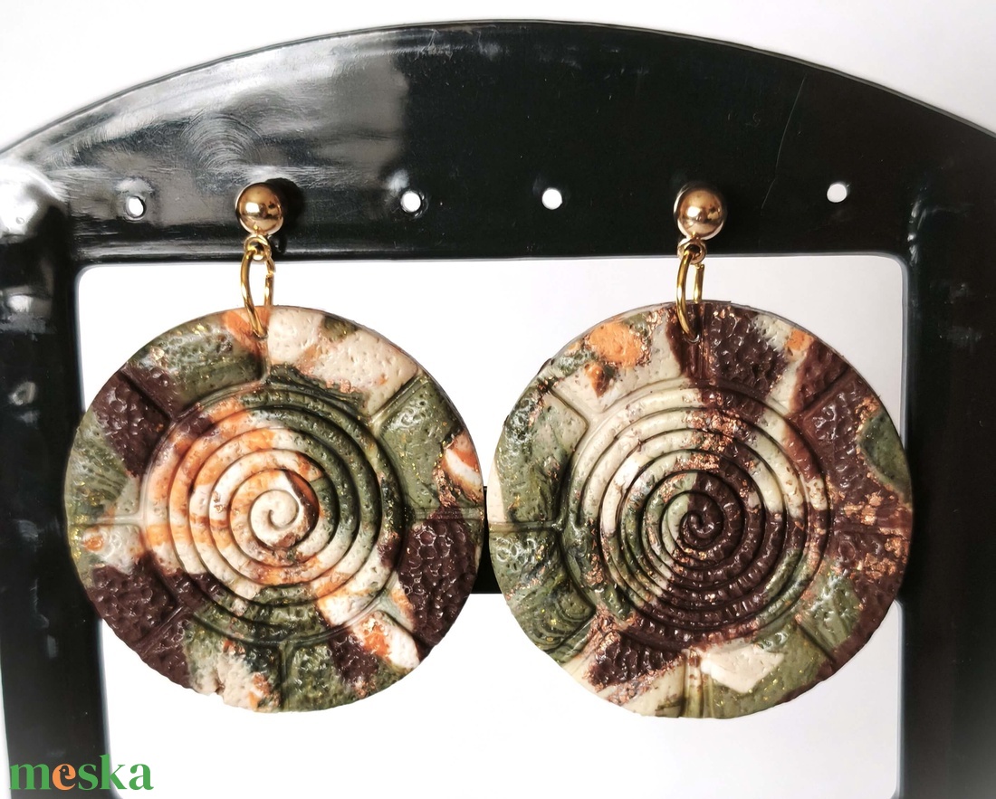 Földszív Spirál fülbevaló - ékszer - fülbevaló - lógó fülbevaló - Meska.hu