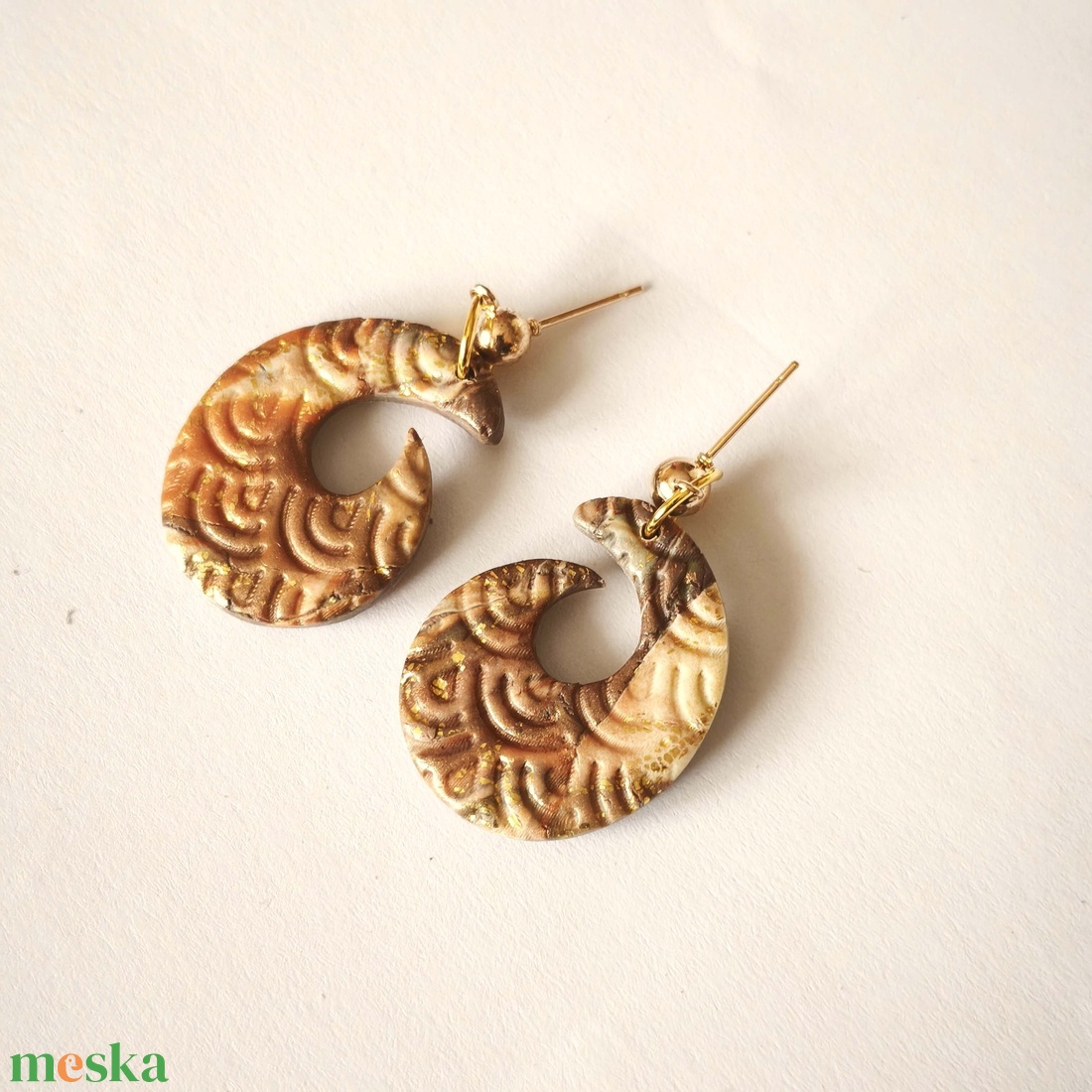 Aranyhullám Sugallat fülbevaló - ékszer - fülbevaló - lógó fülbevaló - Meska.hu