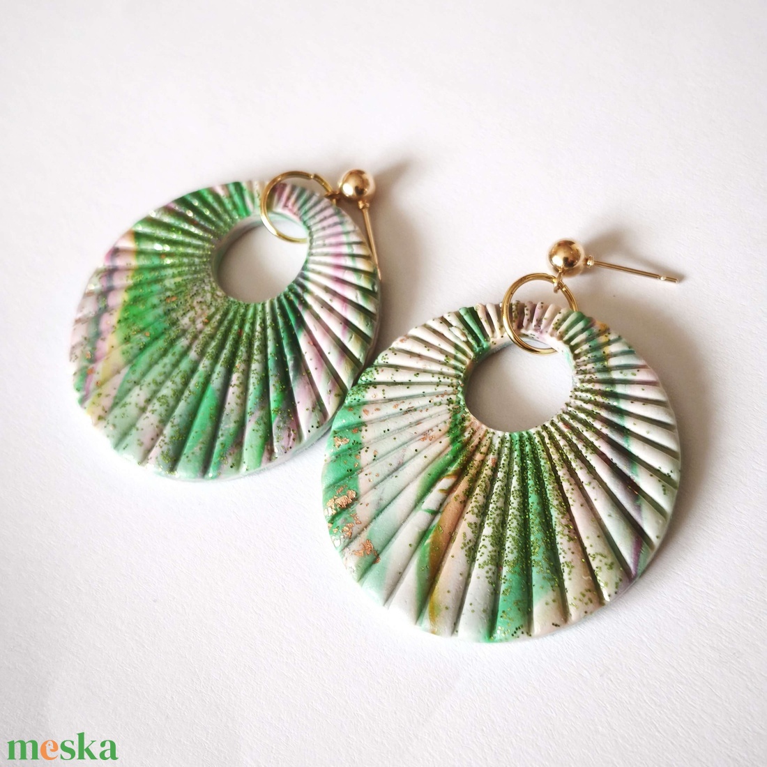 Smaragd Szellő fülbevaló - ékszer - fülbevaló - lógó fülbevaló - Meska.hu