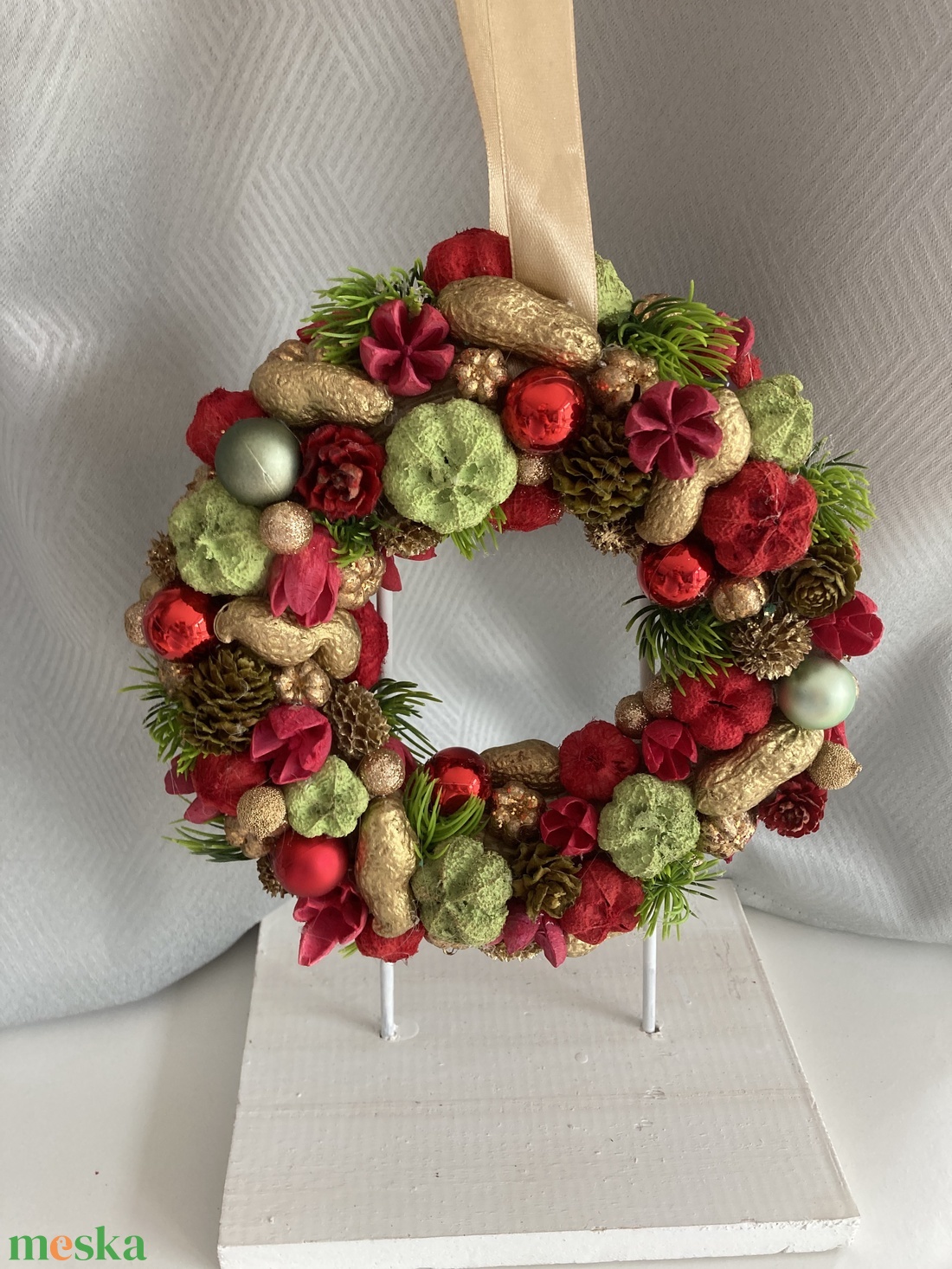 Amerikai stílusú tömött adventi koszorú / karácsonyi kopogtató - karácsony - adventi díszek - adventi ajtódísz - Meska.hu