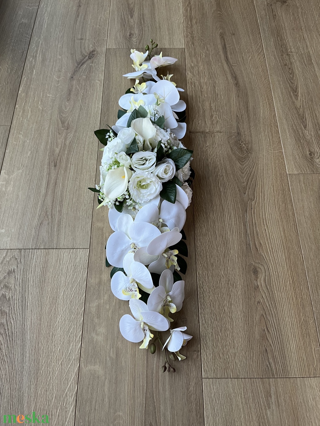 Nagy méretű fehér dísz - orchidea, liziantusz, rózsa hosszú 60 cm esküvőre, sírhelyre, asztalra - esküvő - dekoráció - asztaldísz - Meska.hu Nagy méretű fehér dísz - orchidea, liziantusz, rózsa hosszú 60 cm esküvőre, sírhelyre, asztalra - esküvő - dekoráció - asztaldísz - Meska.hu