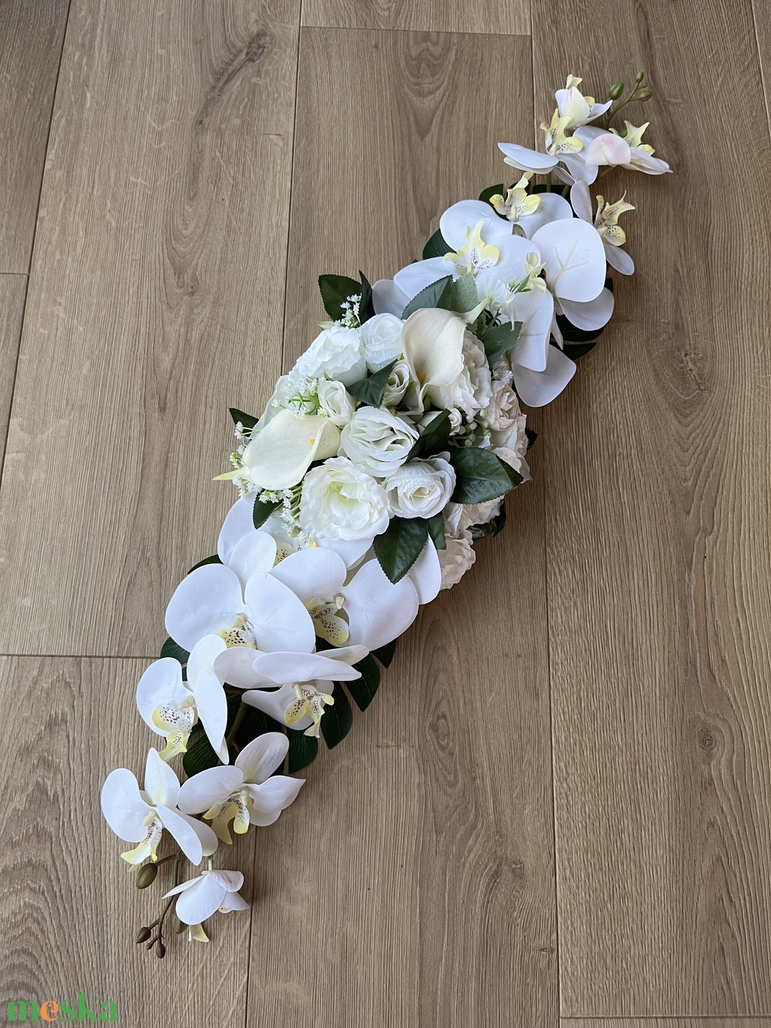 Nagy méretű fehér dísz - orchidea, liziantusz, rózsa hosszú 60 cm esküvőre, sírhelyre, asztalra - esküvő - dekoráció - asztaldísz - Meska.hu Nagy méretű fehér dísz - orchidea, liziantusz, rózsa hosszú 60 cm esküvőre, sírhelyre, asztalra - esküvő - dekoráció - asztaldísz - Meska.hu