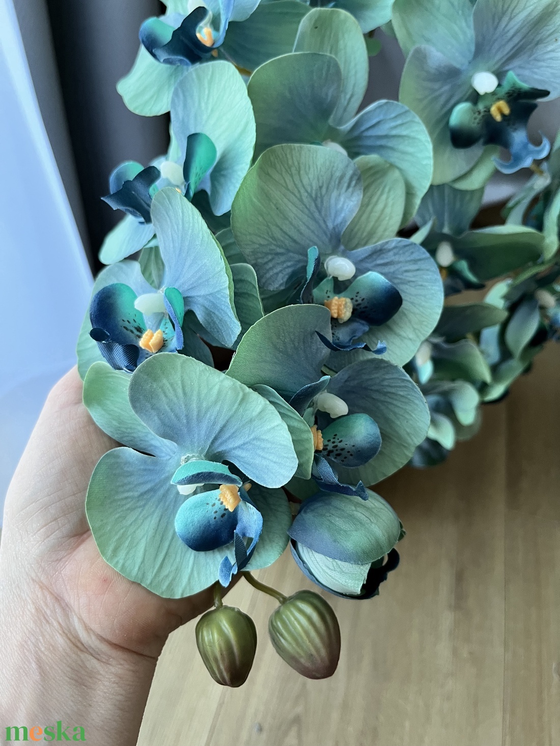 Prémium, élethű nagy orchidea ovális kaspóban, kék orchidea - otthon & életmód - dekoráció - virágdísz és tartó - csokor & virágdísz - Meska.hu Prémium, élethű nagy orchidea ovális kaspóban, kék orchidea - otthon & életmód - dekoráció - virágdísz és tartó - csokor & virágdísz - Meska.hu