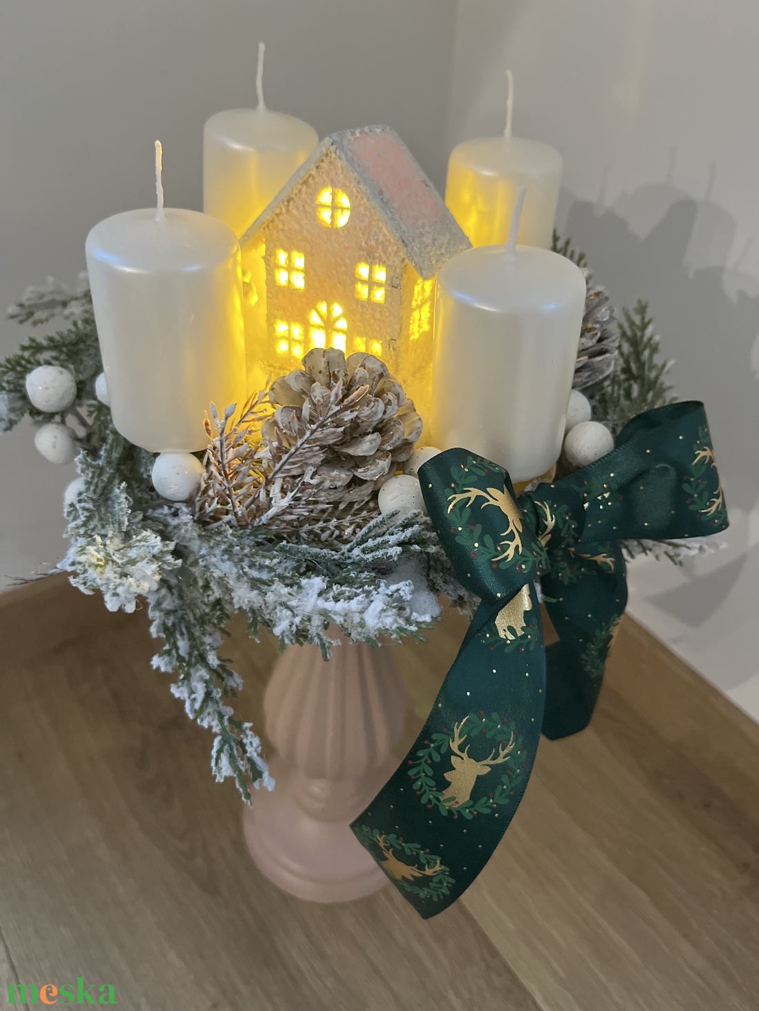 Prémium adventi dísz, koszorú, gyöngyház gyertyákkal - karácsony - adventi díszek - adventi gyertyadíszek és koszorúdíszek - Meska.hu