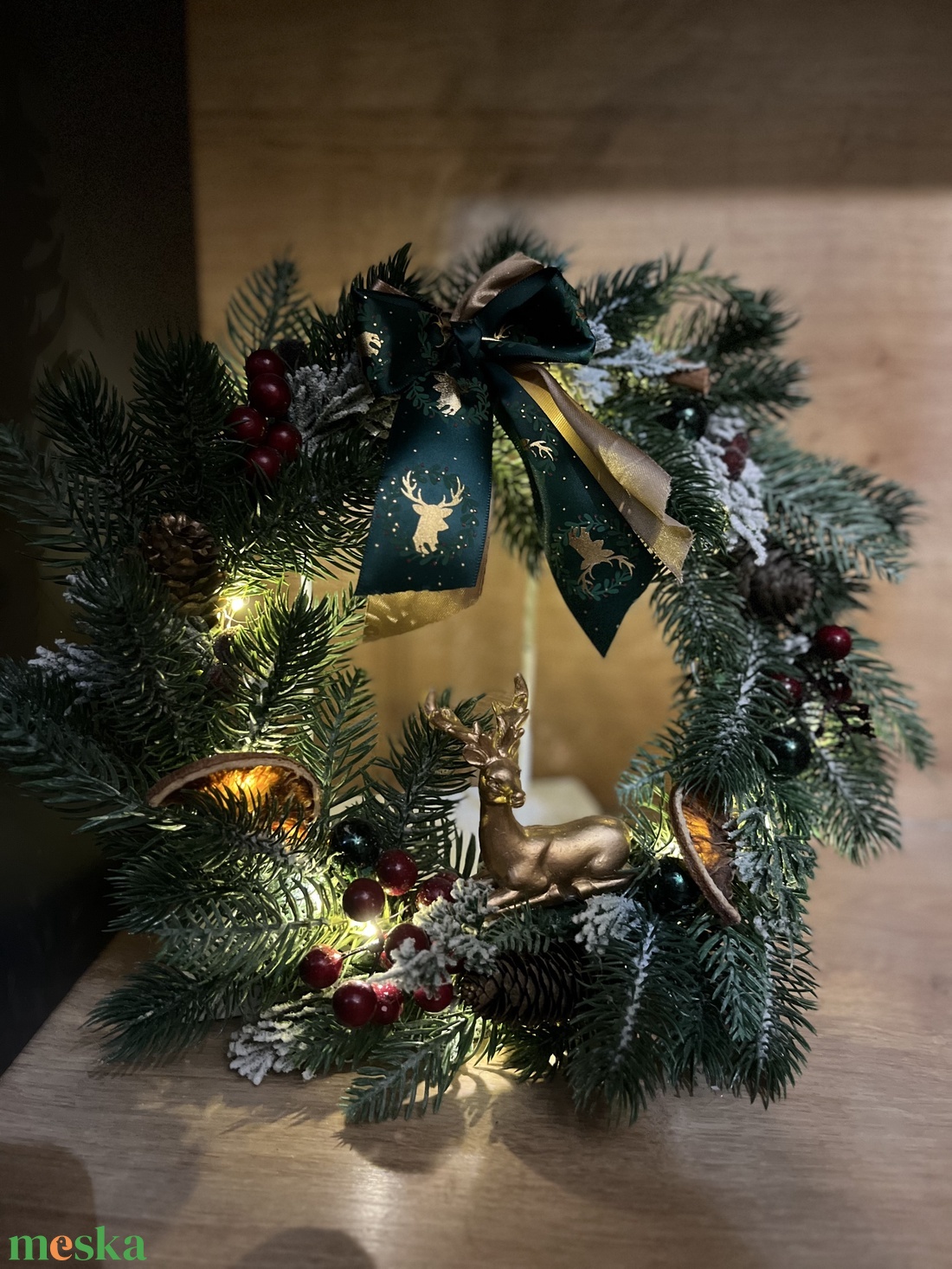 Szarvasos, LED-es téli, adventi kopogtat, ajtódísz - karácsony - karácsonyi lakásdekoráció - karácsonyi ajtódíszek - Meska.hu