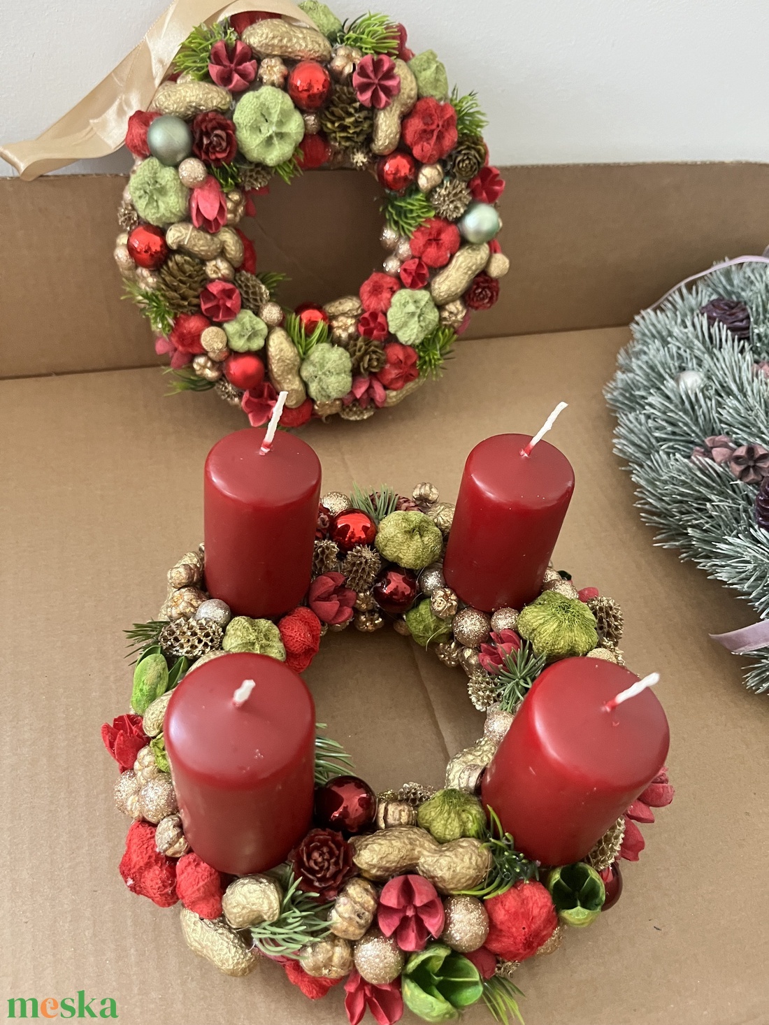 Karácsonyi tömött ajtódísz / adventi koszorú - amerikai stílusú, rendelésre - karácsony - karácsonyi lakásdekoráció - karácsonyi ajtódíszek - Meska.hu