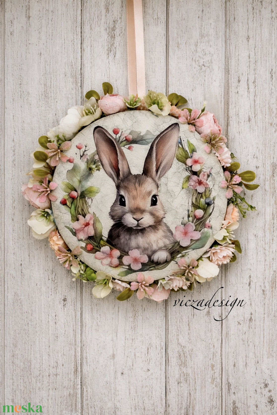 Nyuszis ajtódísz, apróvirágokkal dekorálva - ünnepi díszek, dekorációk - húsvéti díszek és dekorációk - húsvéti ajtódísz, kopogtató - Meska.hu