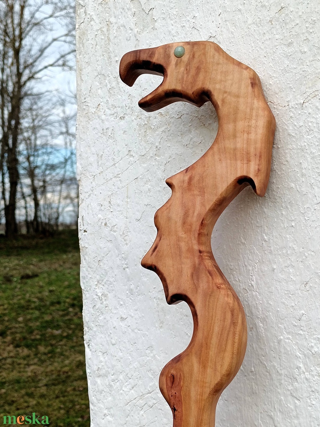 Egyedi sétabot, túrabot körtefából - Sárkány natúr - játék & sport - sport és kikapcsolódás - más játékok, sportok - Meska.hu