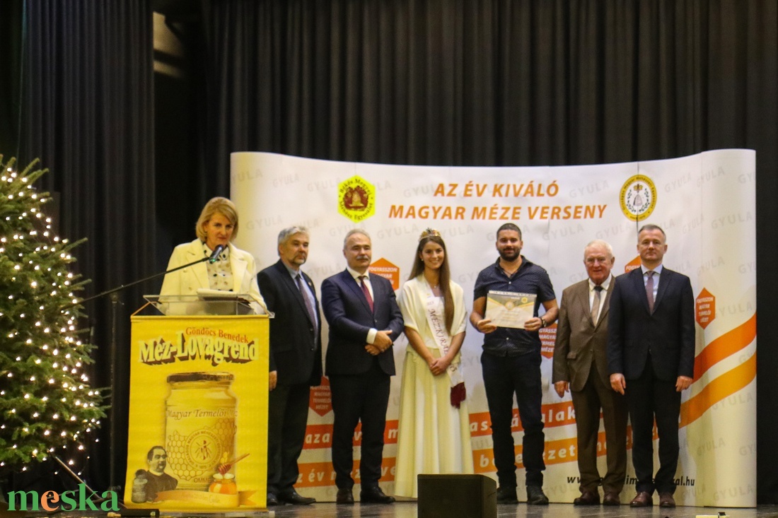 Gesztenye méz - élelmiszer - méz & propolisz - Meska.hu Gesztenye méz - élelmiszer - méz & propolisz - Meska.hu