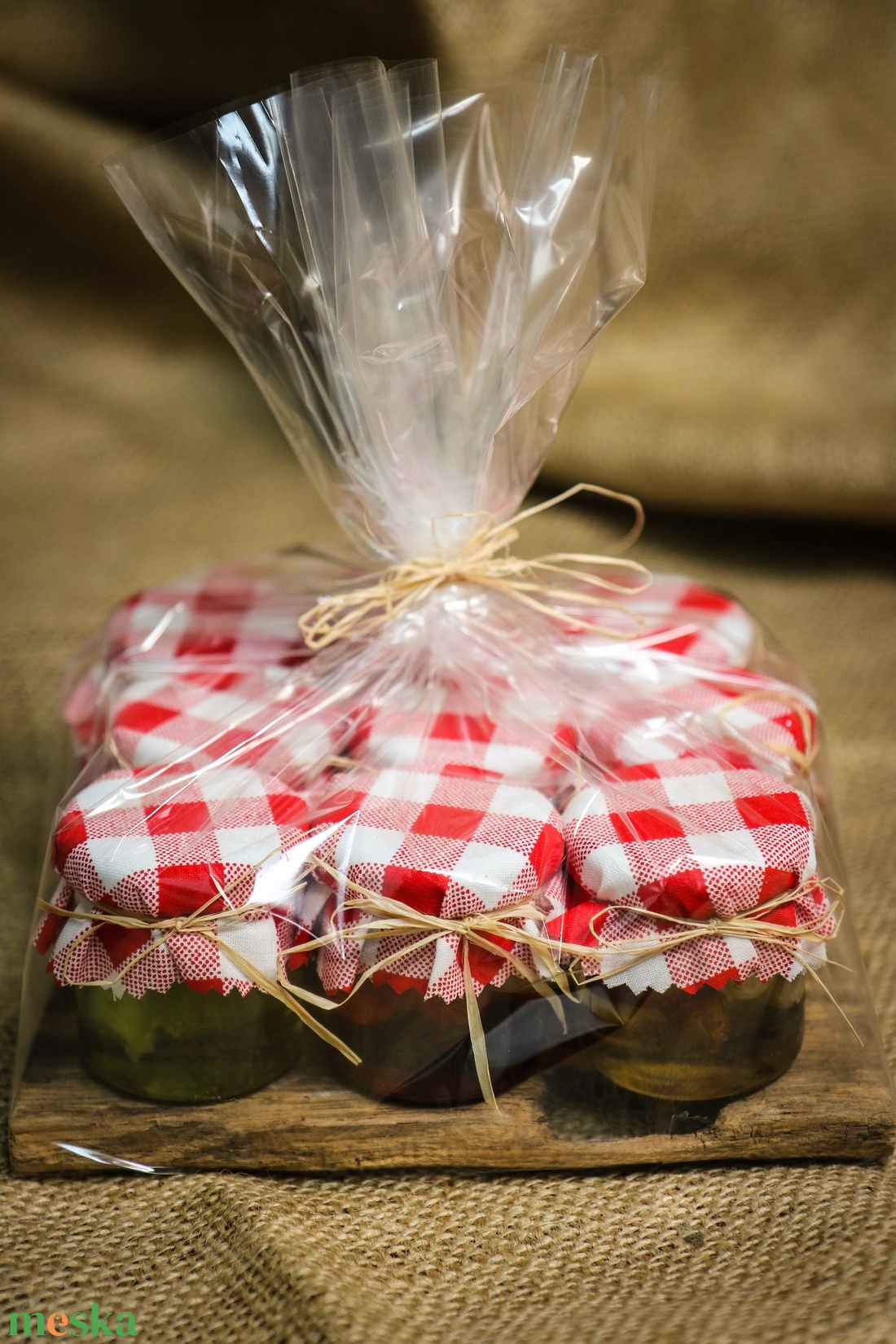 Ajándék magvas-gyümölcsös méz válogatás 9x50g - élelmiszer - gourmet ajándékcsomag - Meska.hu