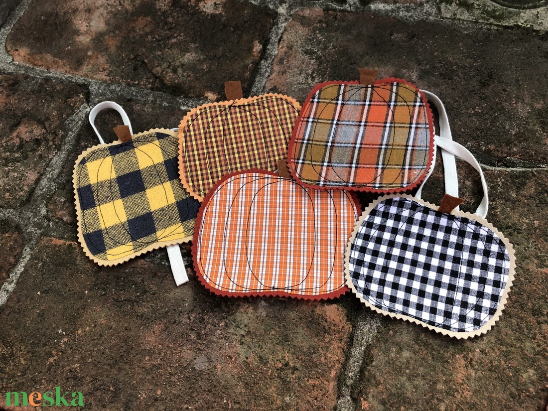 Tökfüzér - otthon & életmód - dekoráció - fali és függő dekoráció - girland, zászlófűzér - Meska.hu Tökfüzér - otthon & életmód - dekoráció - fali és függő dekoráció - girland, zászlófűzér - Meska.hu