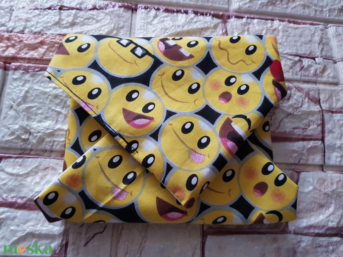 Emojis újraszalvéta - táska & tok - uzsonna- & ebéd tartó - szendvics csomagoló - Meska.hu Emojis újraszalvéta - táska & tok - uzsonna- & ebéd tartó - szendvics csomagoló - Meska.hu