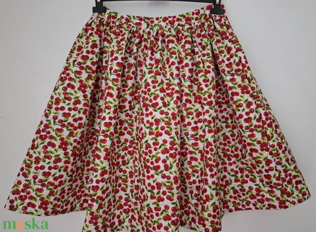 Extra pörgős rockabilly stílusú néptánc szoknya 40 cm - ruha & divat - női ruha - szoknya - Meska.hu Extra pörgős rockabilly stílusú néptánc szoknya 40 cm - ruha & divat - női ruha - szoknya - Meska.hu