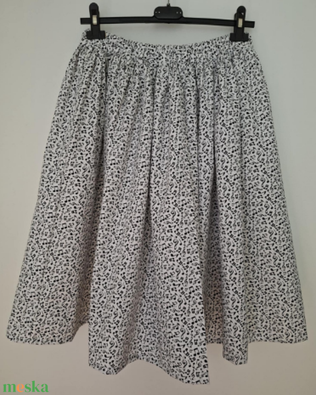 Extra pörgős, hangjegy mintás néptánc szoknya 55 cm - ruha & divat - babaruha & gyerekruha - szoknya - Meska.hu Extra pörgős, hangjegy mintás néptánc szoknya 55 cm - ruha & divat - babaruha & gyerekruha - szoknya - Meska.hu
