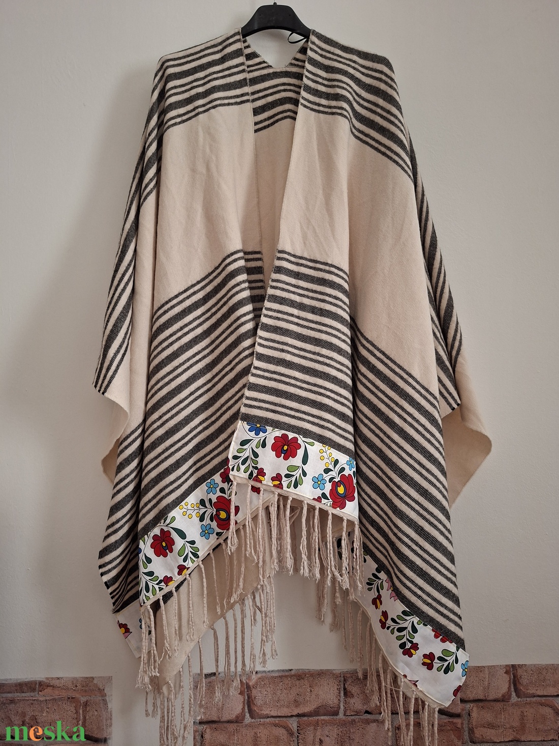 Kalocsai mintás poncsó - ruha & divat - női ruha - poncsó - Meska.hu