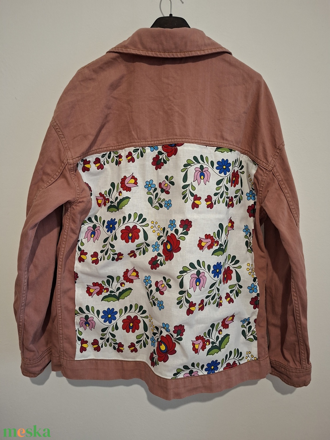 Kalocsai mintás női farmerkabát - Egyedi matyó mintás farmerdzseki M/L - ruha & divat - női ruha - kabát - Meska.hu