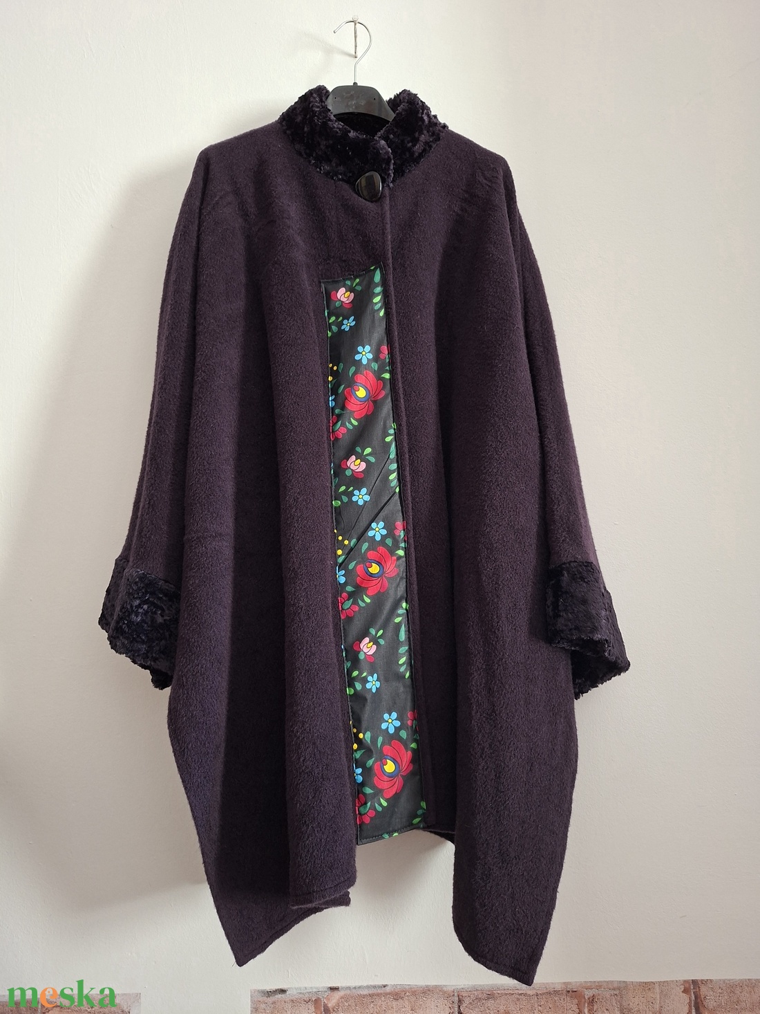 Matyó mintás női poncsó /100 % gyapjú/ (nagyobb méret) - ruha & divat - női ruha - poncsó - Meska.hu