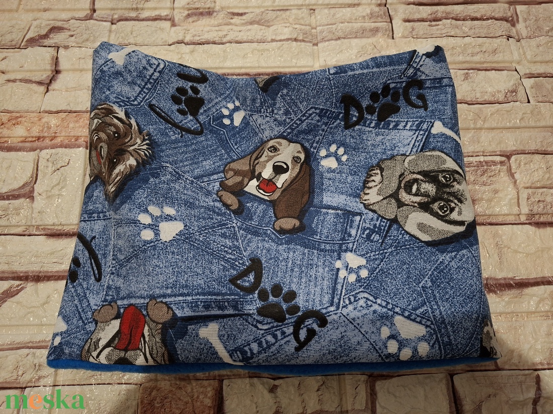 Kutyás csősál - Egyedi kutyás sál - ruha & divat - sál, sapka, kendő - sál - Meska.hu