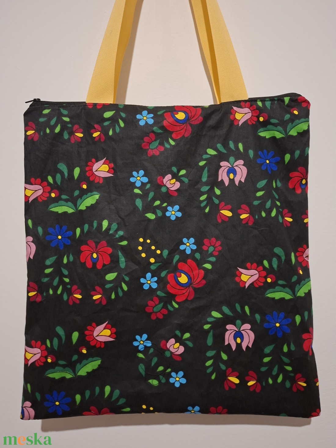 Cipzáros, bélelt, kalocsai mintás bevásárló táska - táska & tok - bevásárlás & shopper táska - shopper, textiltáska, szatyor - Meska.hu