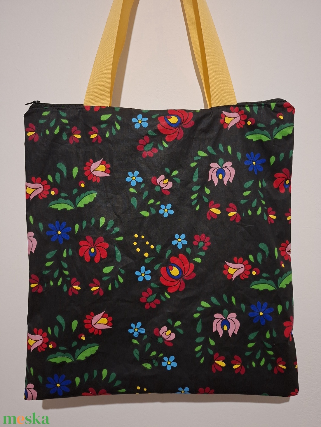 Cipzáros, bélelt, kalocsai mintás bevásárló táska - táska & tok - bevásárlás & shopper táska - shopper, textiltáska, szatyor - Meska.hu