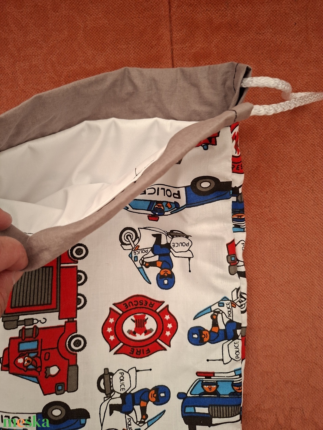 Tűzoltós uzsonnás tasak PUL béléssel - táska & tok - uzsonna- & ebéd tartó - szendvics csomagoló - Meska.hu