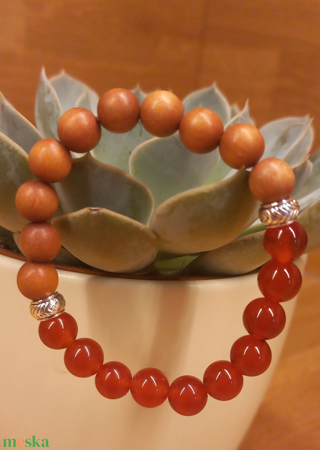  Karneol-Szantálfa ásványkarkötő - ékszer - karkötő - ásványkarkötő - Meska.hu