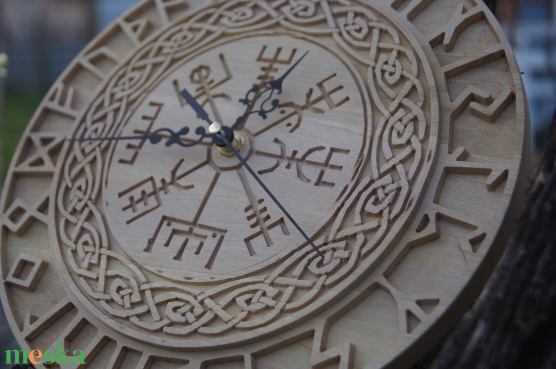 Viking stílusú Vegvisir falióra diófából 28,5 cm Egyedi kézműves lakásdekoráció - otthon & életmód - dekoráció - fali és függő dekoráció - falióra & óra - Meska.hu Viking stílusú Vegvisir falióra diófából 28,5 cm Egyedi kézműves lakásdekoráció - otthon & életmód - dekoráció - fali és függő dekoráció - falióra & óra - Meska.hu