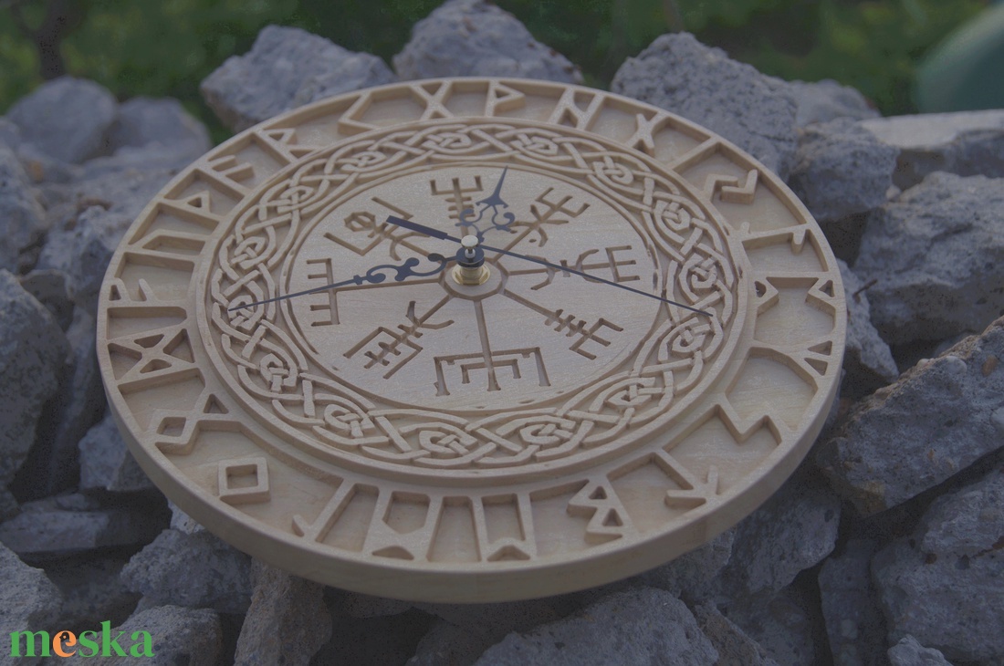 Viking stílusú Vegvisir falióra diófából 28,5 cm Egyedi kézműves lakásdekoráció - otthon & életmód - dekoráció - fali és függő dekoráció - falióra & óra - Meska.hu Viking stílusú Vegvisir falióra diófából 28,5 cm Egyedi kézműves lakásdekoráció - otthon & életmód - dekoráció - fali és függő dekoráció - falióra & óra - Meska.hu