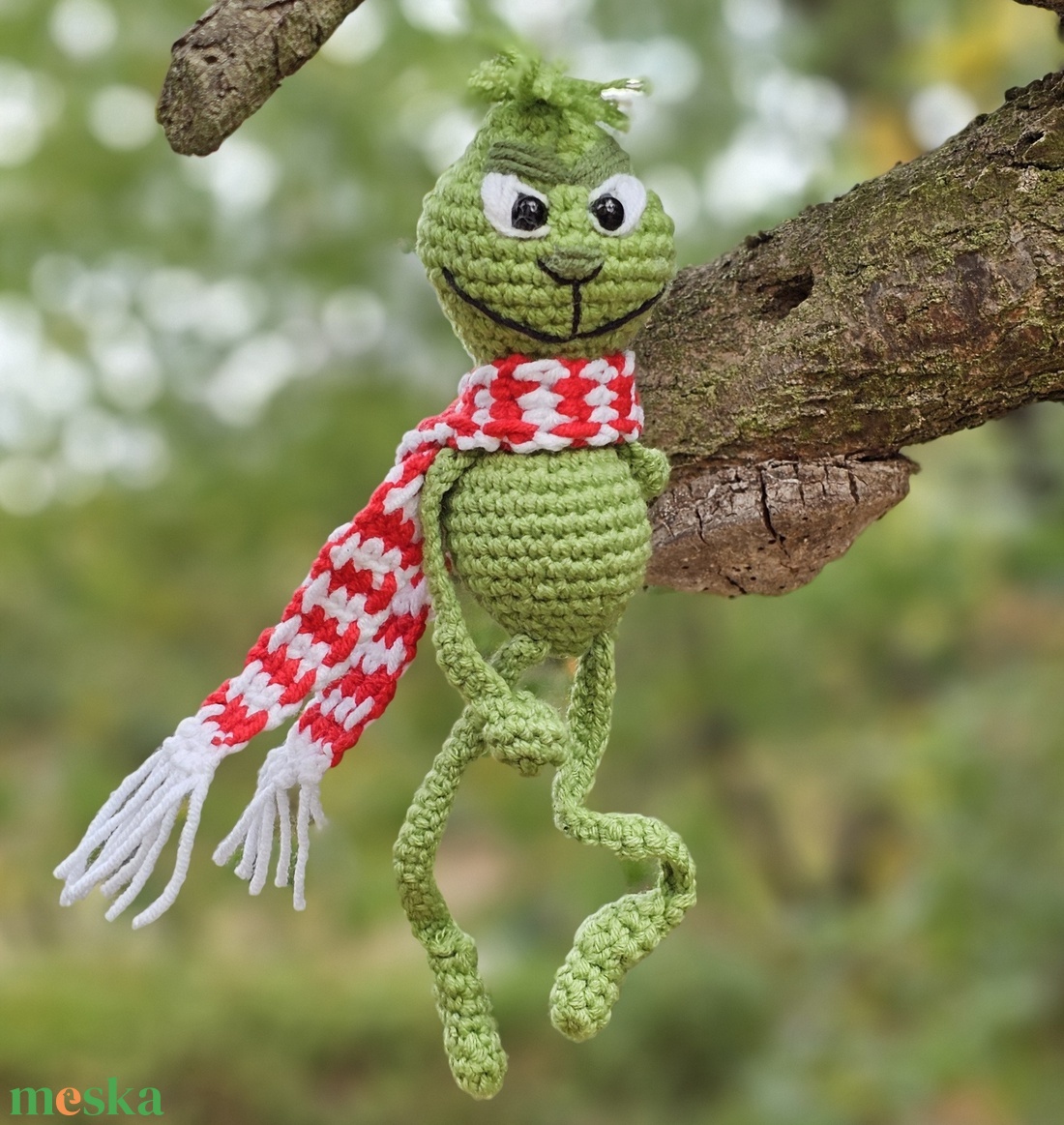 Horgolt Zöld Karácsonyi Figura Sállal - táska & tok - kulcstartó & táskadísz - táskadísz - Meska.hu