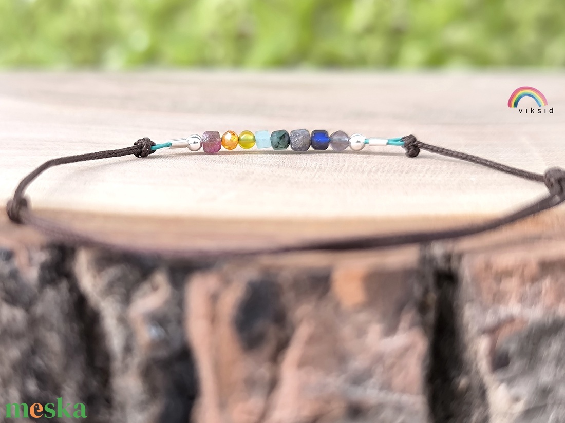 Szivárvány pálcika karkötő - ékszer - karkötő - charm karkötő - Meska.hu