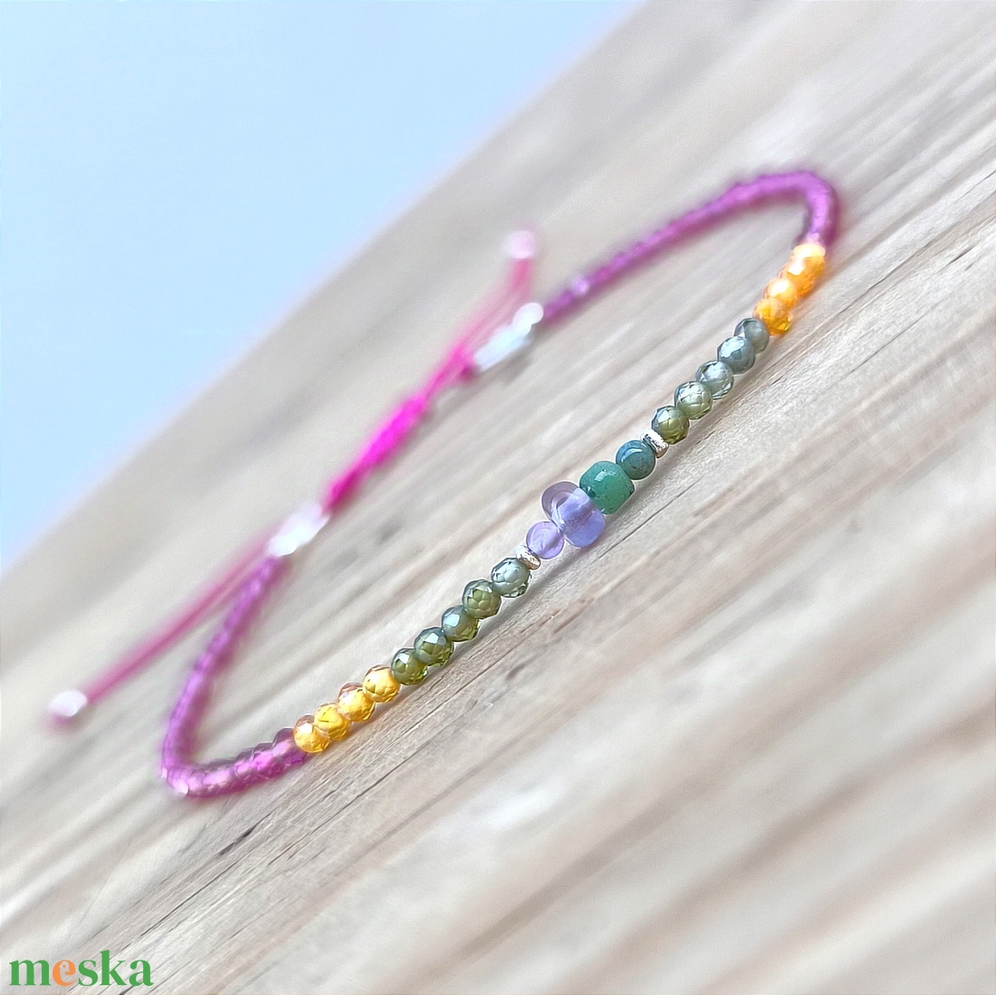 Pinky-színes karkötő - ékszer - karkötő - charm karkötő - Meska.hu Pinky-színes karkötő - ékszer - karkötő - charm karkötő - Meska.hu
