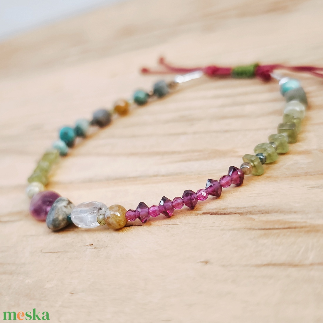 Színes ásvány karkötő - ékszer - karkötő - ásványkarkötő - Meska.hu